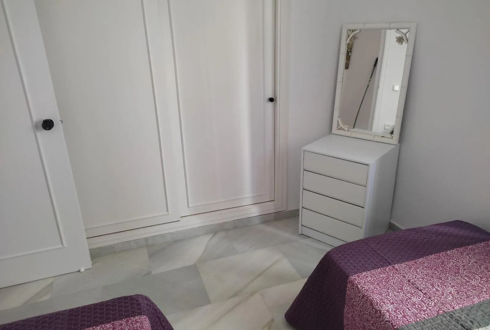 2 Bedrooms Sea View Apartment In Calahonda Sitio de Calahonda