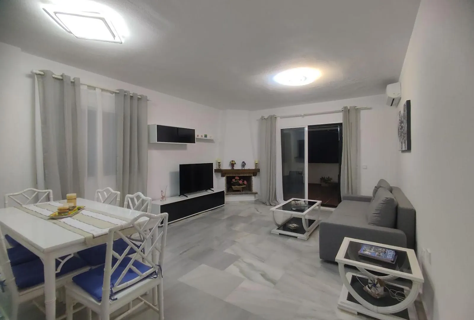 Sitio de Calahonda 2 Bedrooms Sea View Apartment In Calahonda 0*, Sitio de Calahonda ספרד