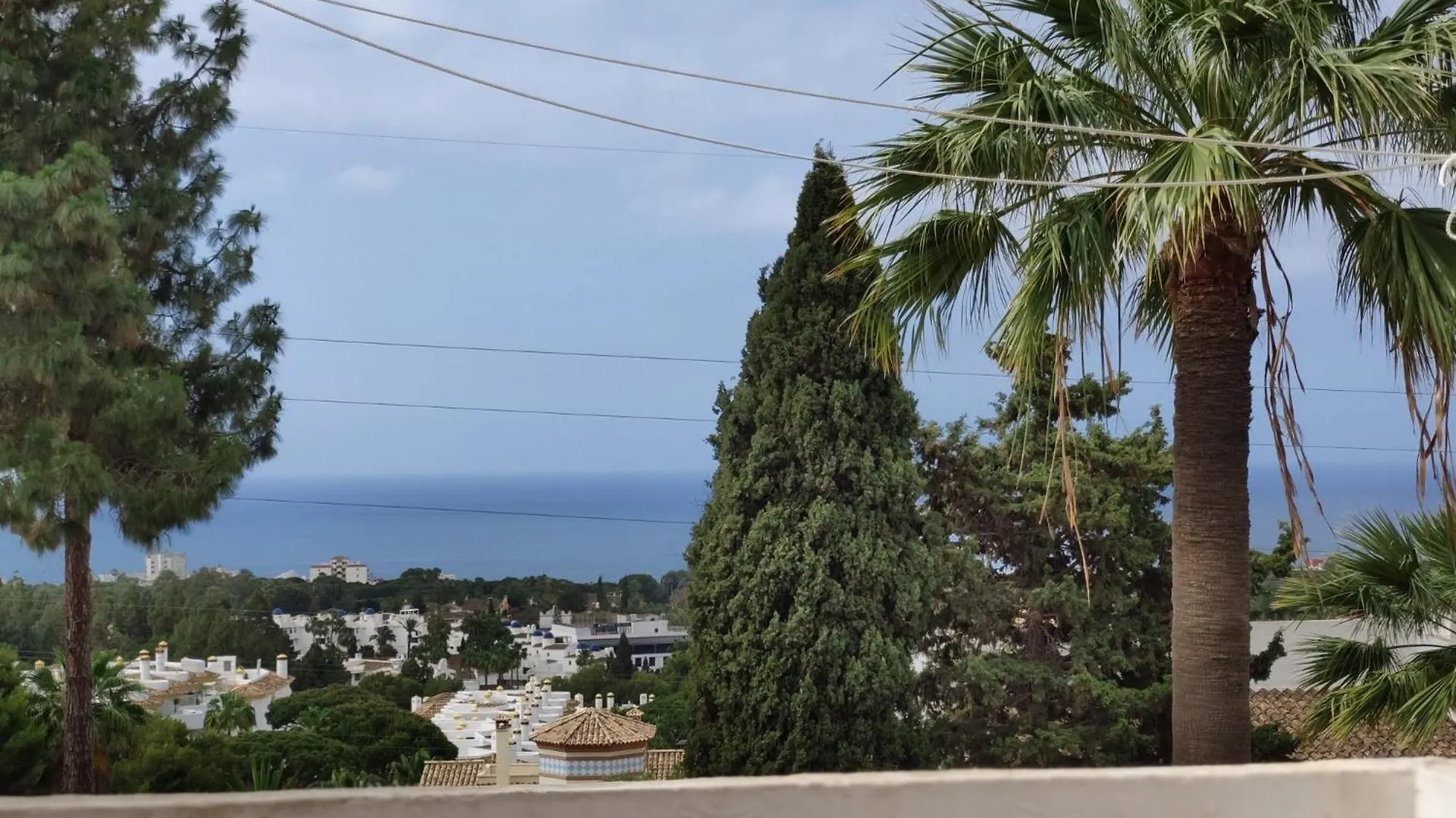 2 Bedrooms Sea View Apartment In Calahonda Sitio de Calahonda